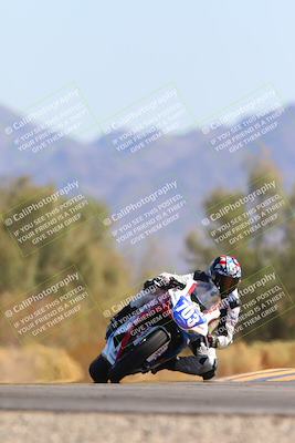media/Oct-20-2024-CVMA (Sun) [[d4a3dff211]]/Race 9-Formulw LW Twins SHOOTOUT/